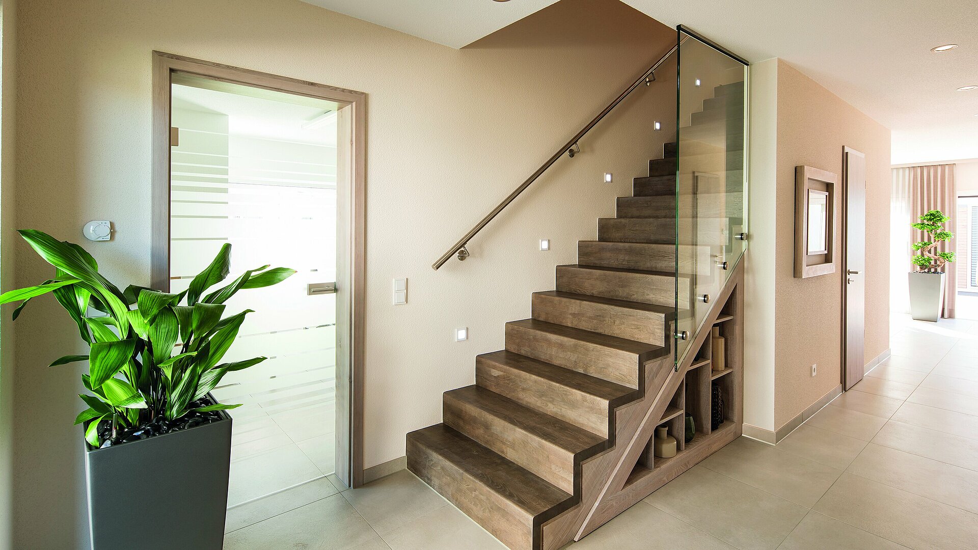 Treppe in einer Wohnung mit Setzstufen von FingerTreppen