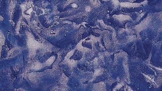 Beispielfläche in blau im Marmoreffekt